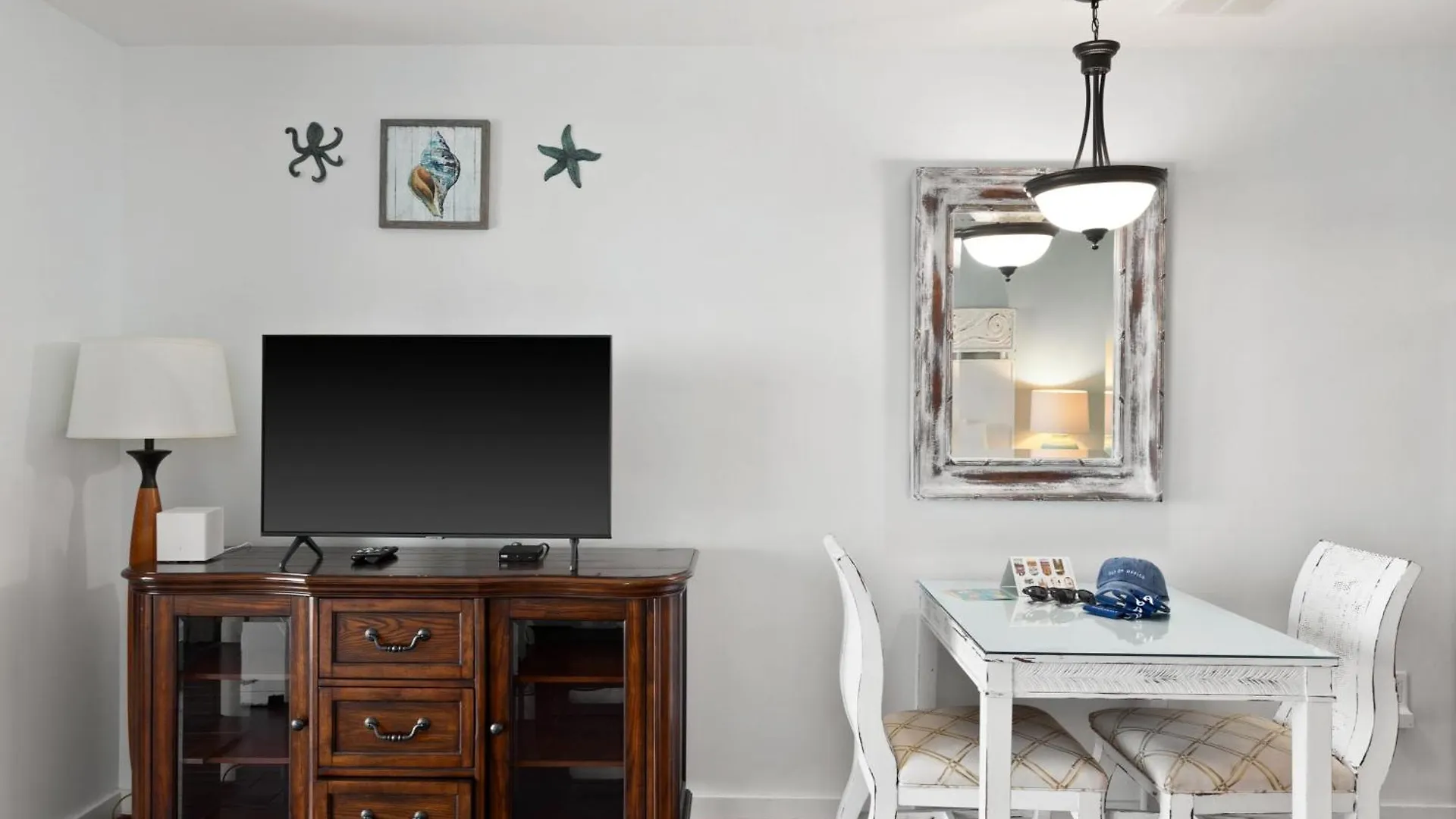 Holiday home Miramar Beach Studio W Pool Tennis Walk To Beach Luau Eastern Sky Destin United States
